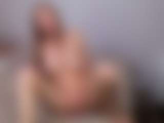 Live cam show with Anny-Fitdern - Ass Clapping on CamwithHer