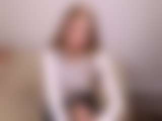 Live cam show with Anny-Fitdern - Lean on dropp.cam