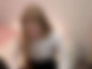Live cam show with Anny-Fitdern - Blue Eyes on Camsoda
