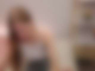 Live cam show with Anny-Fitdern - Sweet on Camsoda