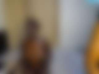 Live cam show with devinehotty - Brown Eyes Mature on Soda Cam
