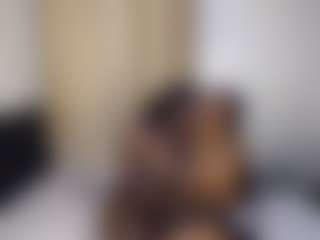 Live cam show with devinehotty - Middle Aged on Soda Cam