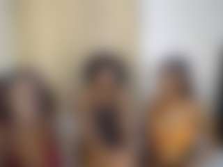 Live cam show with devinehotty - Spank on luckytryst.com