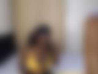 Spettacolo in cam dal vivo con devinehotty - Creampie su Camsoda