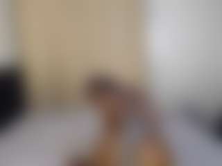Live-Cam-Show mit devinehotty - Creampie auf Camsoda
