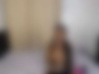 Live cam show with devinehotty - Strapon on Camsoda