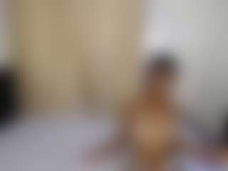 Live-Cam-Show mit devinehotty - Lingerie auf Camsoda