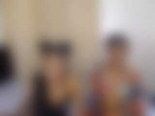 Live cam show with devinehotty - Brown Eyes on Hubzter Live