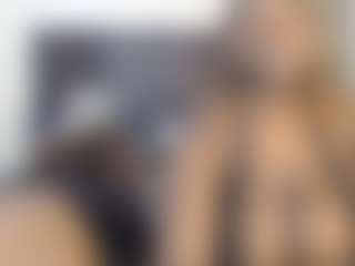 maudieye's Live Sex Cam Show