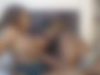 maudieye's Live Sex Cam Show