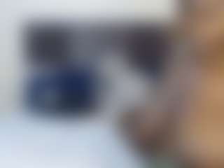 maudieye's Live Sex Cam Show