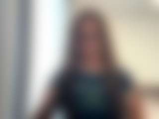 Live cam show with Lisa - Flashing on AdultVida.com