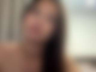 Live cam show with Lisa - Flashing on Streamer API