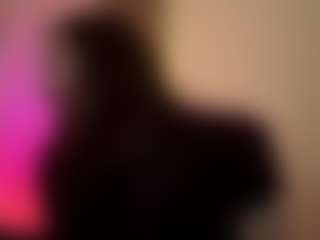 Live cam show with RegenaGustavson - Striptease Teen (18+) on https://playwithruby.com