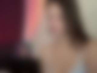 Live cam show with RegenaGustavson - Wild on Streamer API