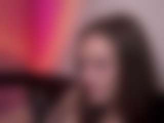 Live cam show with RegenaGustavson - Cute on Camsoda