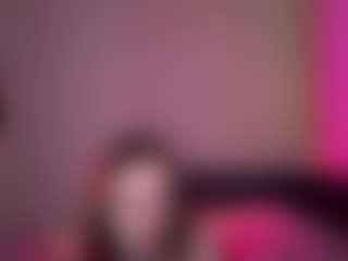 Live cam show with RegenaGustavson - Wild on intimatelivegirls.com