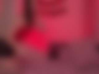 Live cam show with RegenaGustavson - Striptease on Camsoda