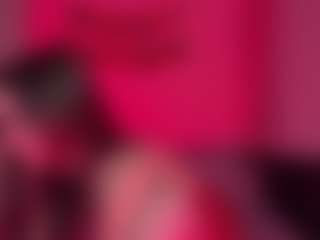 Live cam show with RegenaGustavson - Green Eyes on CamClone