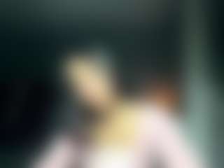 SkyeLondagin's Live Sex Cam Show