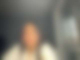SkyeLondagin's Live Sex Cam Show