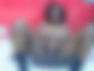 brunettenaomie's Live Sex Cam Show