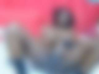 brunettenaomie's Live Sex Cam Show