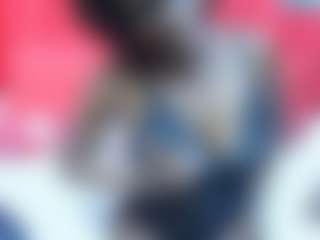 brunettenaomie's Live Sex Cam Show