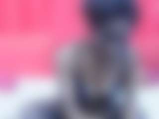 brunettenaomie's Live Sex Cam Show