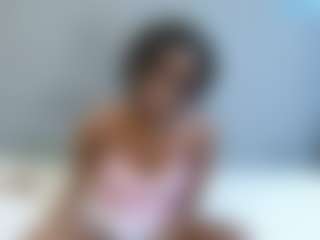 Live cam show with brunettenaomie - New Petite on Camsoda