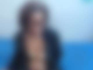 brunettenaomie's Live Sex Cam Show