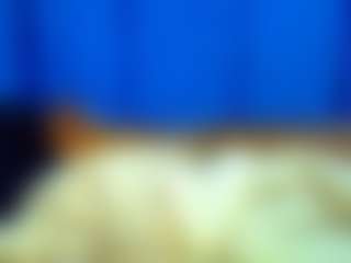 brunettenaomie's Live Sex Cam Show