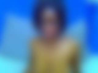 brunettenaomie's Live Sex Cam Show
