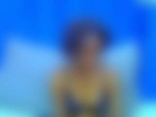 brunettenaomie's Live Sex Cam Show