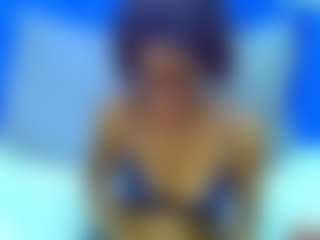 brunettenaomie's Live Sex Cam Show