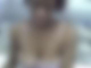 brunettenaomie's Live Sex Cam Show