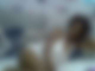 Show in cam erotica live di brunettenaomie