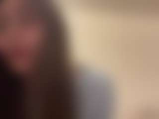 Live cam show with Lily - Plussize on livesuperchat.net