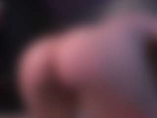 ElsaJein's Live Sex Cam Show
