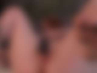 ElsaJein's Live Sex Cam Show