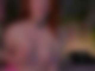 Live cam show with ElsaJein - Petite on alttransgirls
