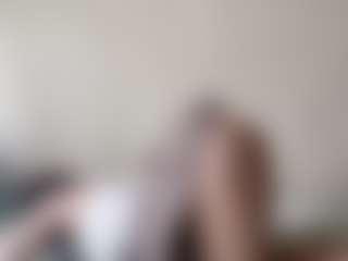 LouSumida's Live Sex Cam Show