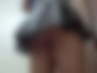 LouSumida's Live Sex Cam Show