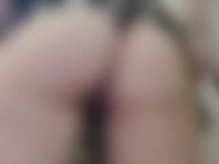 LouSumida's Live Sex Cam Show
