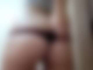 LouSumida's Live Sex Cam Show