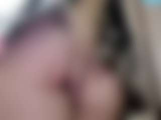 LouSumida's Live Sex Cam Show