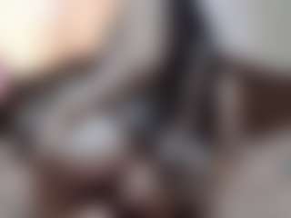LouSumida's Live Sex Cam Show