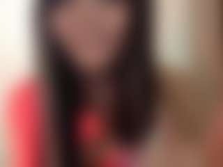 Live-Cam-Show mit LouSumida - Nipple Piercings auf Camsoda
