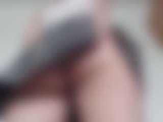 LouSumida's Live Sex Cam Show
