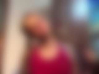 Live cam show with Leila - Blonde Hair Curvy on Camsoda